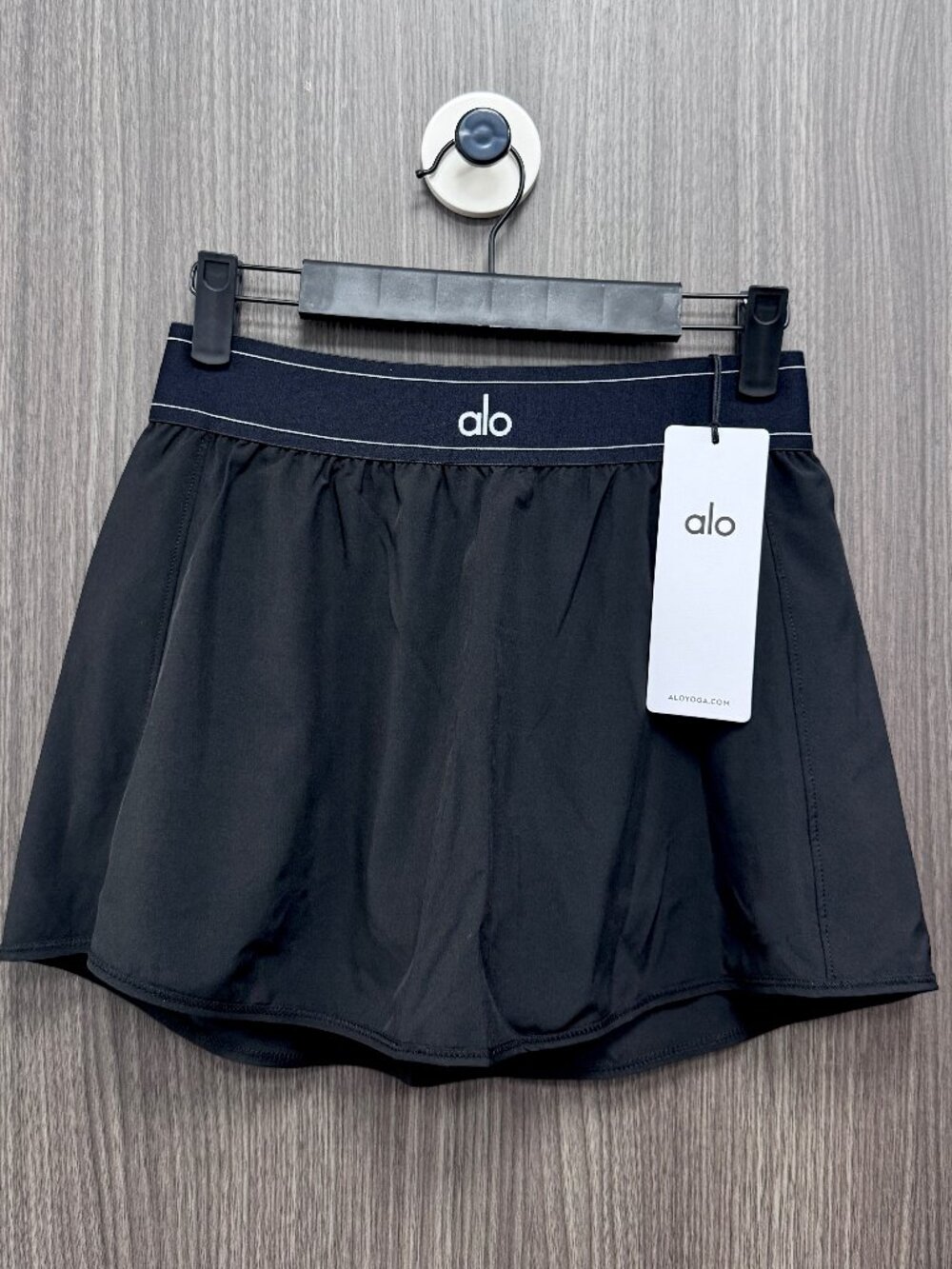 ✨Alo Yoga Match Point Tennis Skirt Black NWT😘Commute/Vacation short Skirt - Picture 2 of 8
